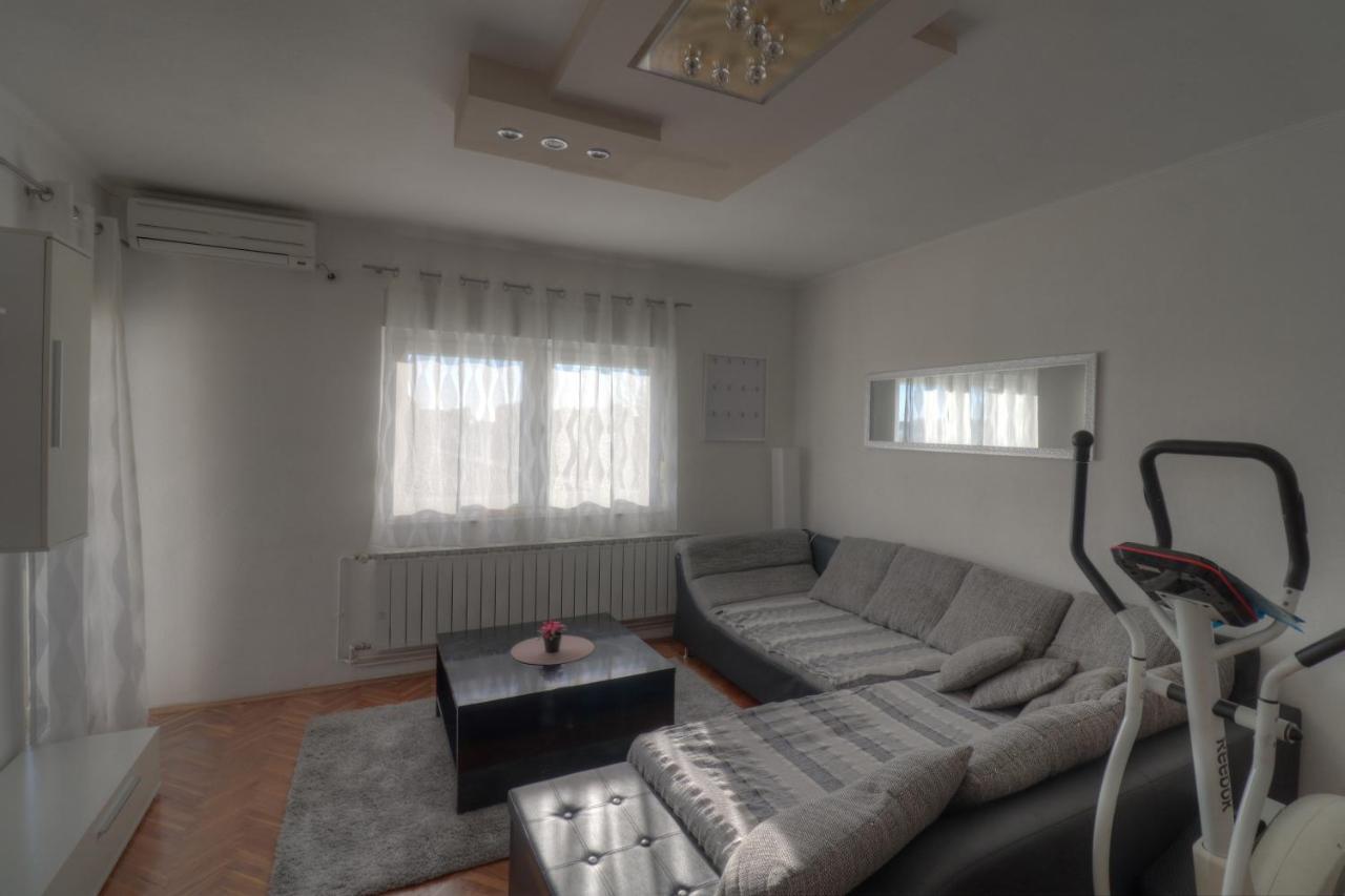 Melanie Apartment Privlaka  Bagian luar foto